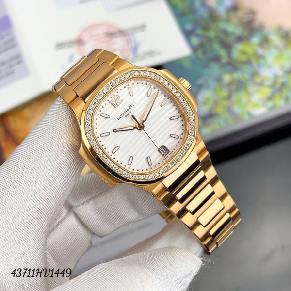 HV1449 Đồng Hồ PATEK PHILIPPE AQUANAUT 35 MM