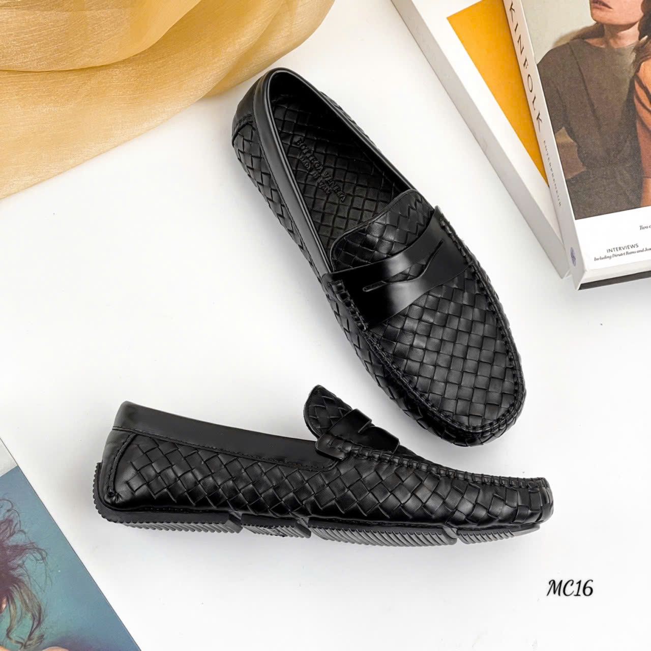 MC16 Giày Lười, Giày Moccasin Da Bò Cao Cấp Bottega Veneta