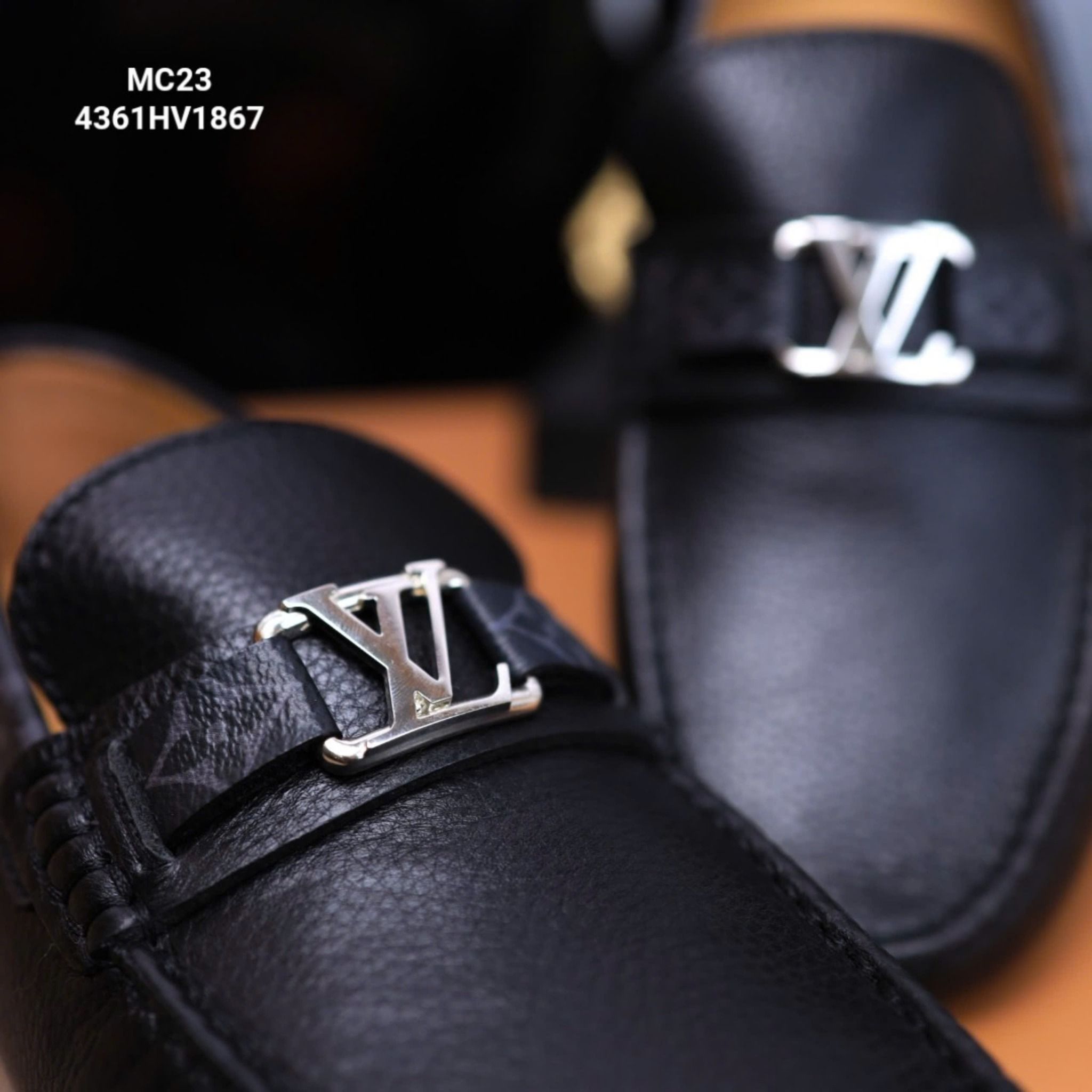 MC23 Giày Lười, Giày Moccasin Da Bò Cao Cấp Louis Vuitton