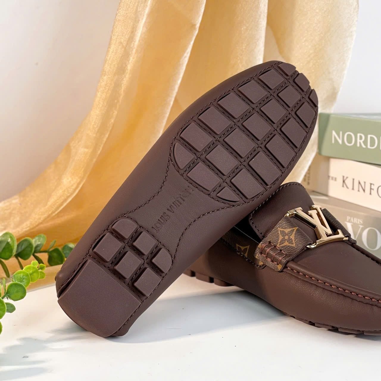 MC27 Giày Lười, Giày Moccasin Da Bò Cao Cấp Louis Vuitton