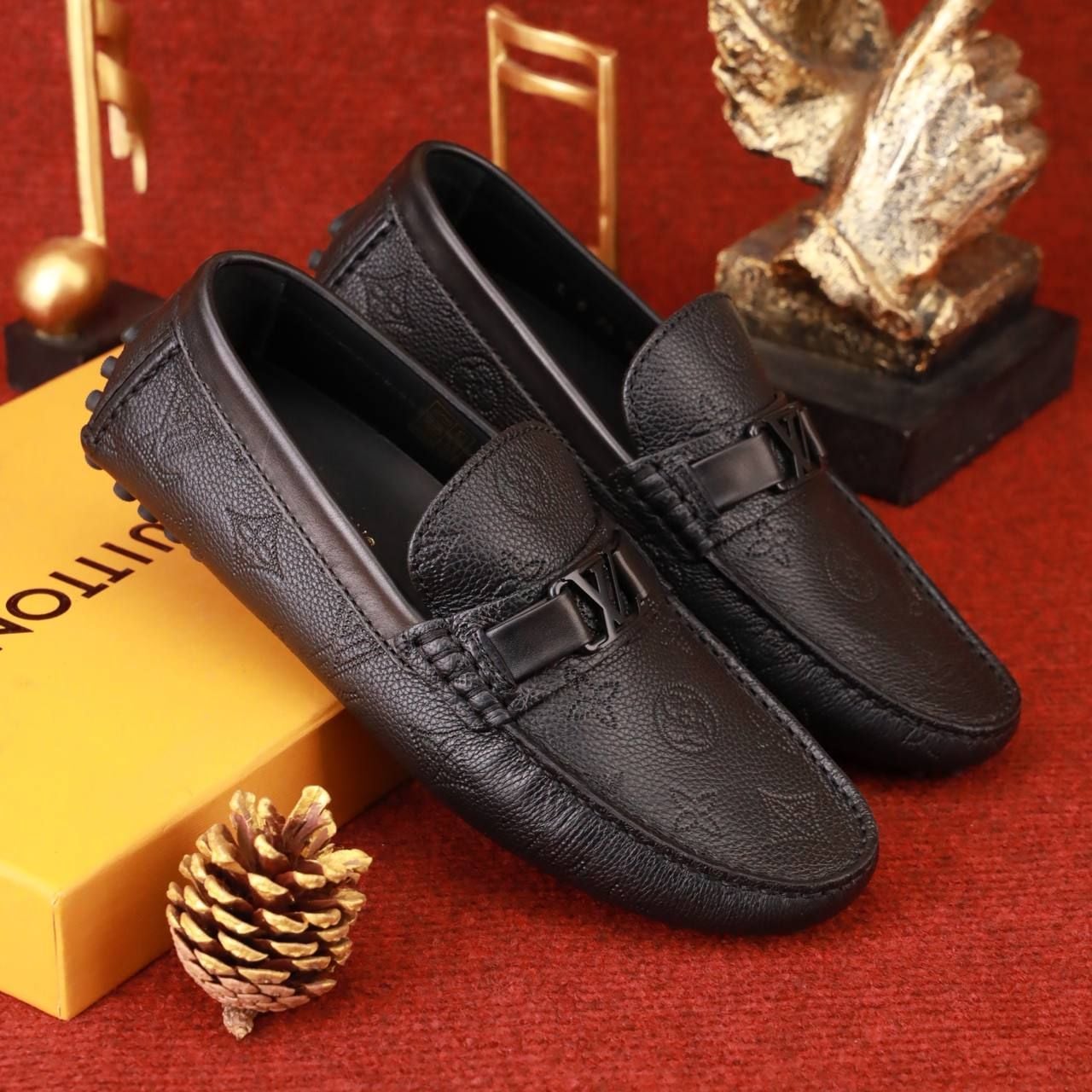 MC28 Giày Lười, Giày Moccasin Da Bò Cao Cấp Louis Vuitton