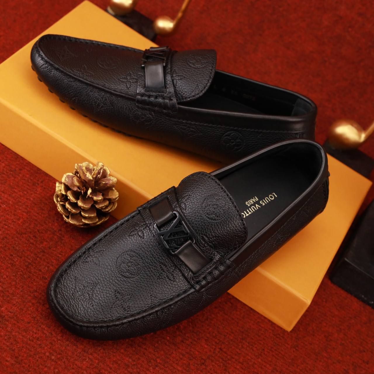 MC28 Giày Lười, Giày Moccasin Da Bò Cao Cấp Louis Vuitton