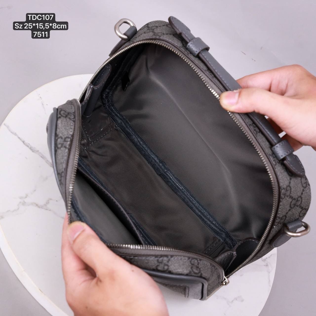 TĐC107 Túi Đeo Chéo Nam Gucci