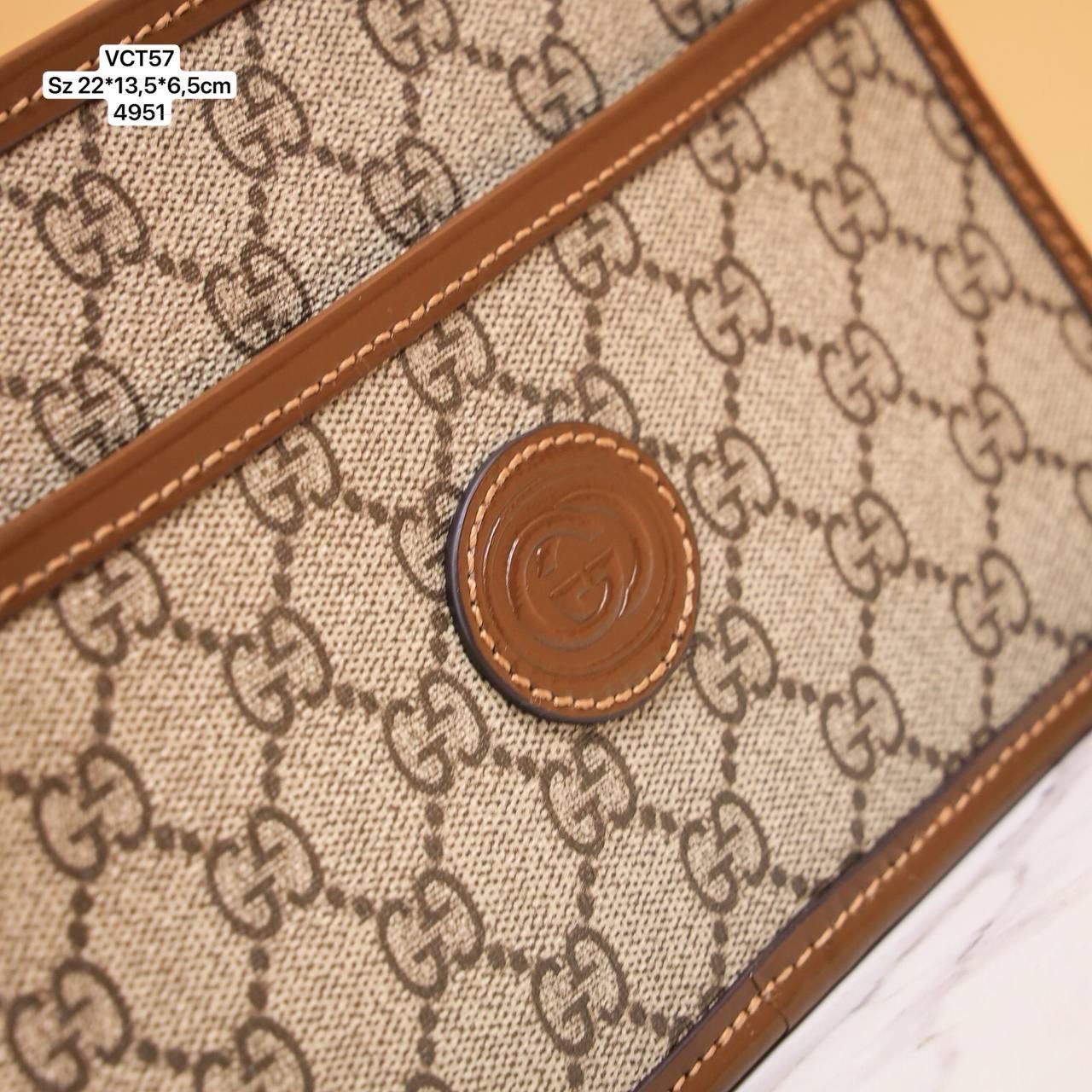 VCT57 Ví Nam Cầm tay, Clutch Cầm Tay Nam Da Bò Gucci