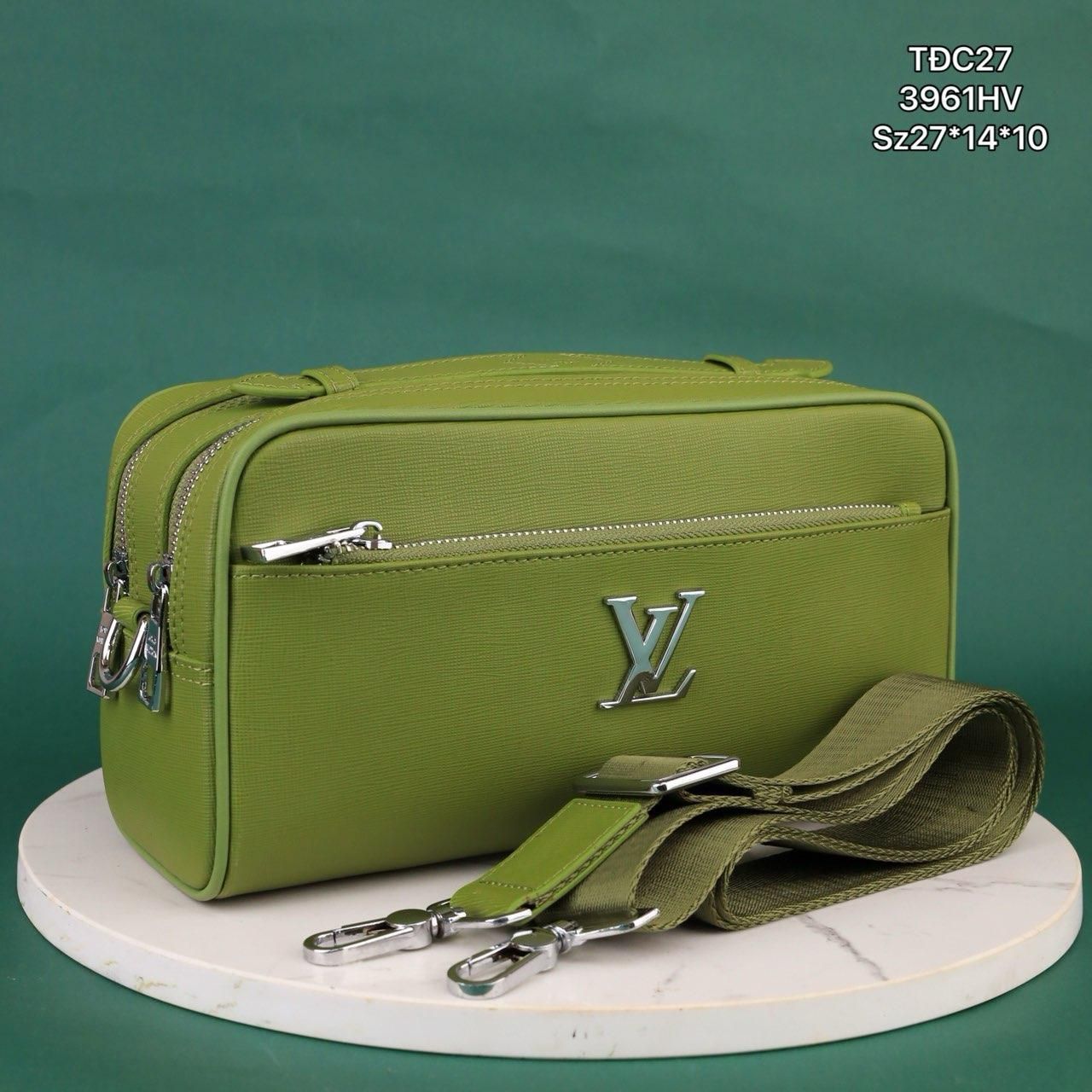 Ví Nam Cầm tay, Clutch Cầm Tay Nam Da Bò Louis Vuitton VCT27