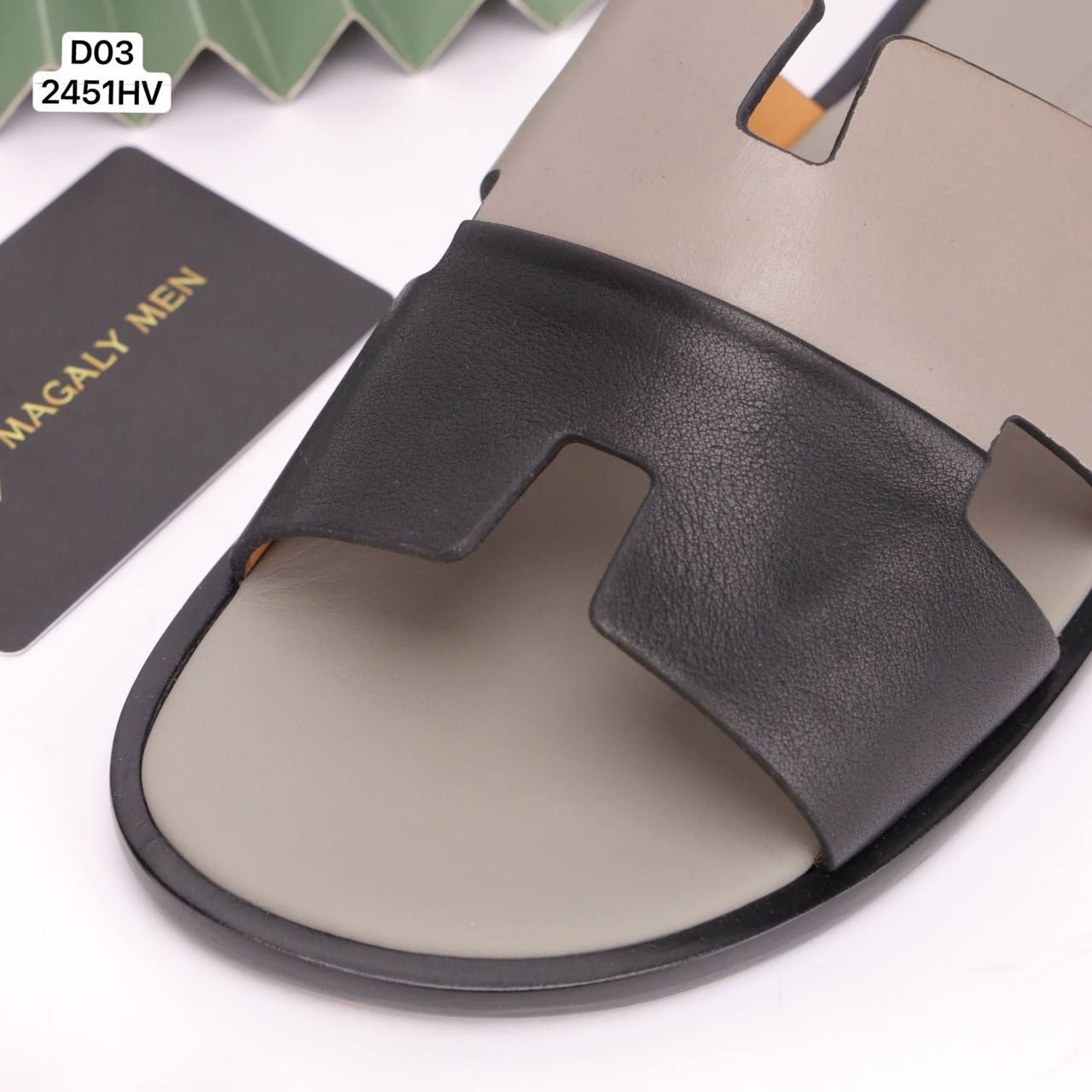 D03 Dép Nam Hermes