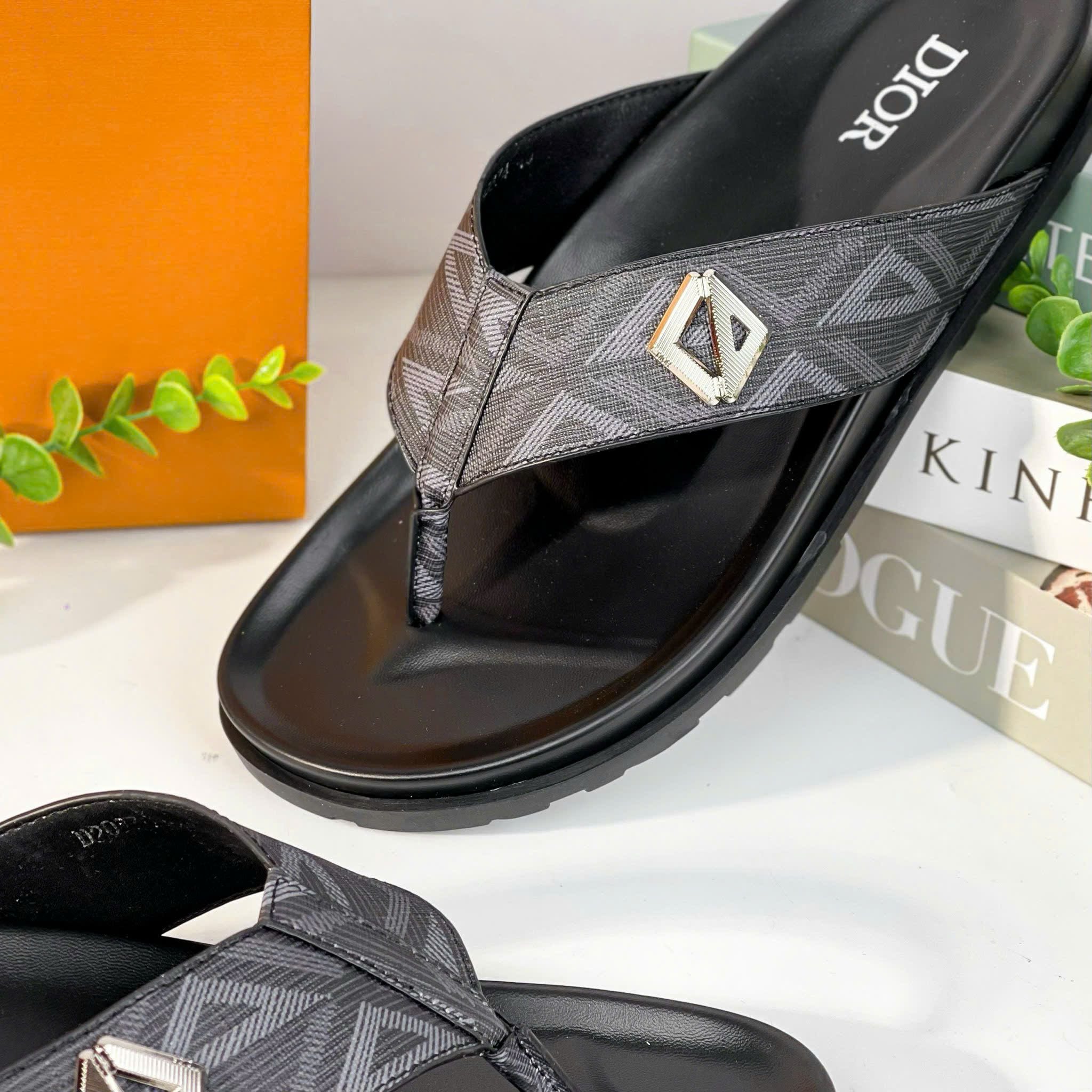 D32 Dép Nam Dior