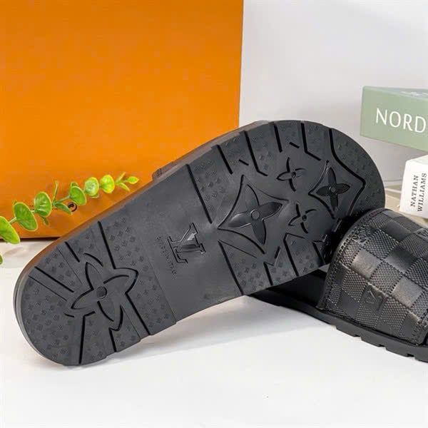 D39 Dép Nam Louis Vuitton