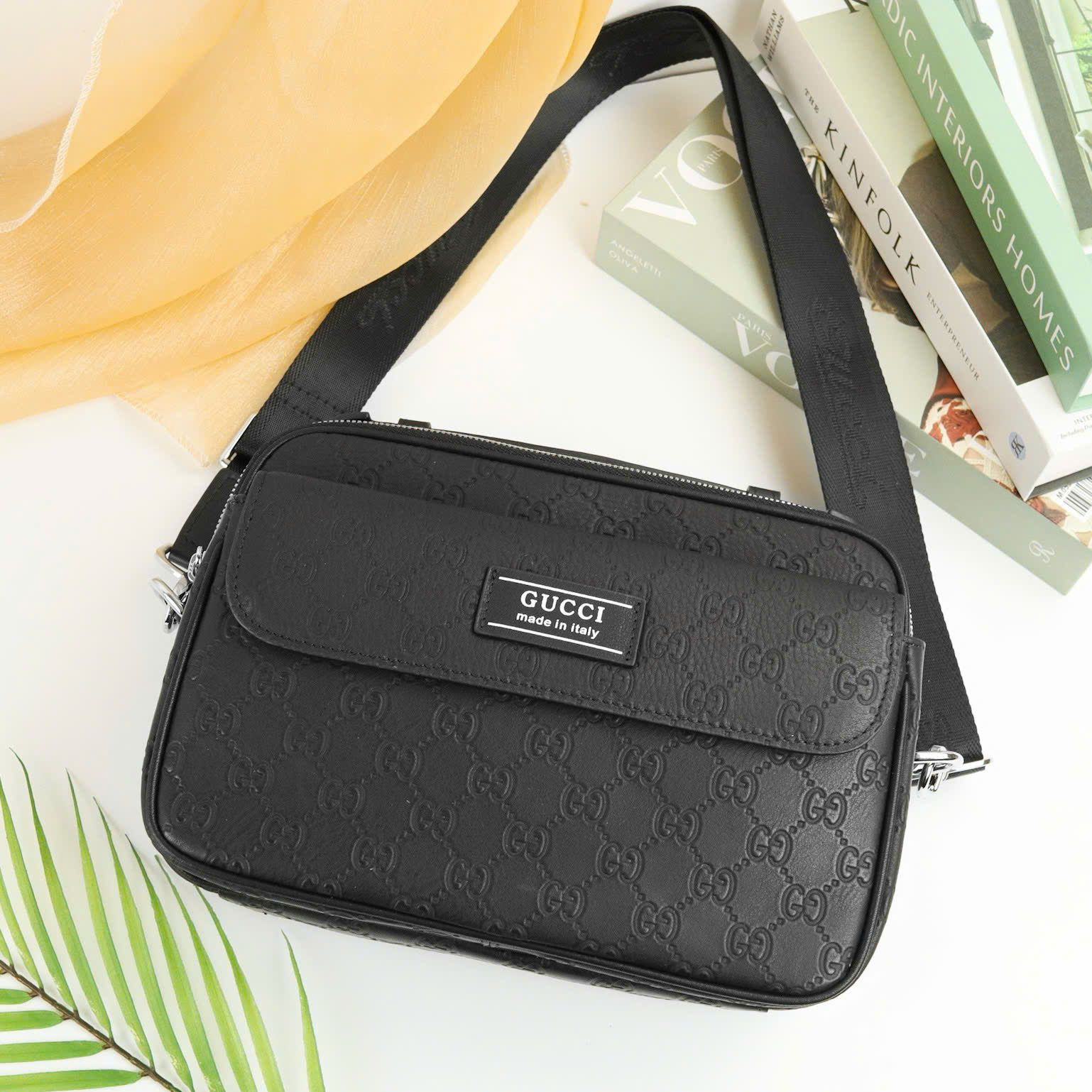 TĐC18 Túi Đeo Chéo Nam Gucci