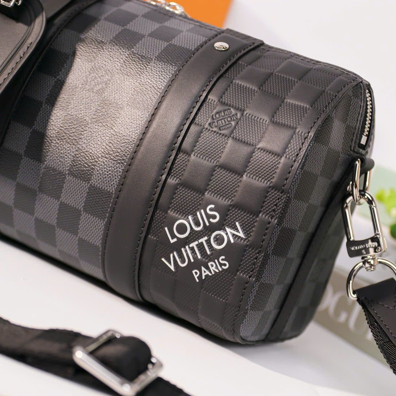 TĐC27 Túi Đeo Chéo Nam Louis Vuitton