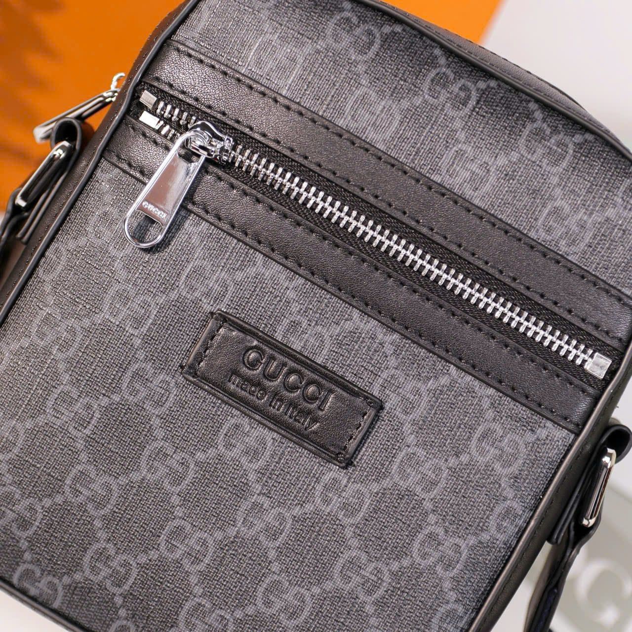 TĐC31 Túi Đeo Chéo Nam Gucci