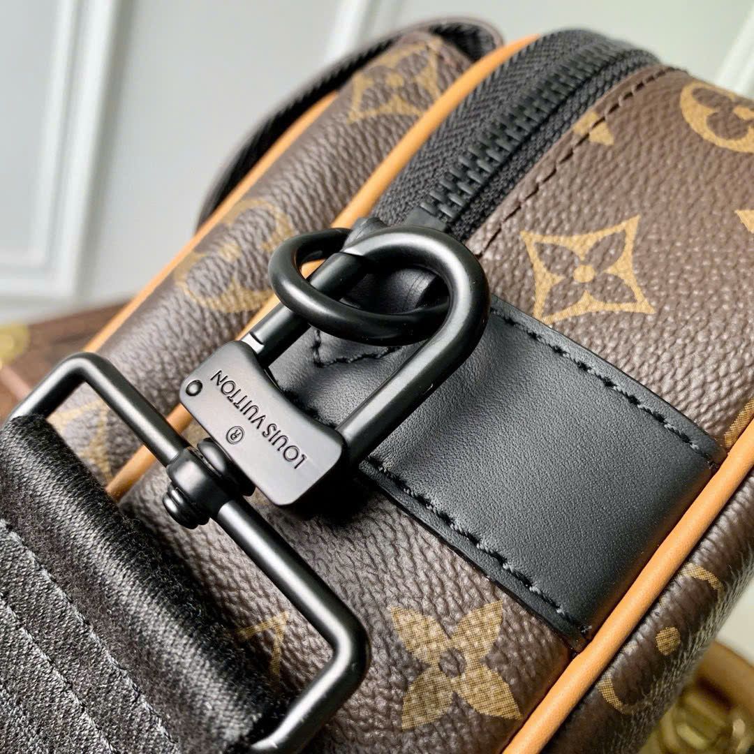TĐC39 Túi Đeo Chéo Nam Louis Vuitton
