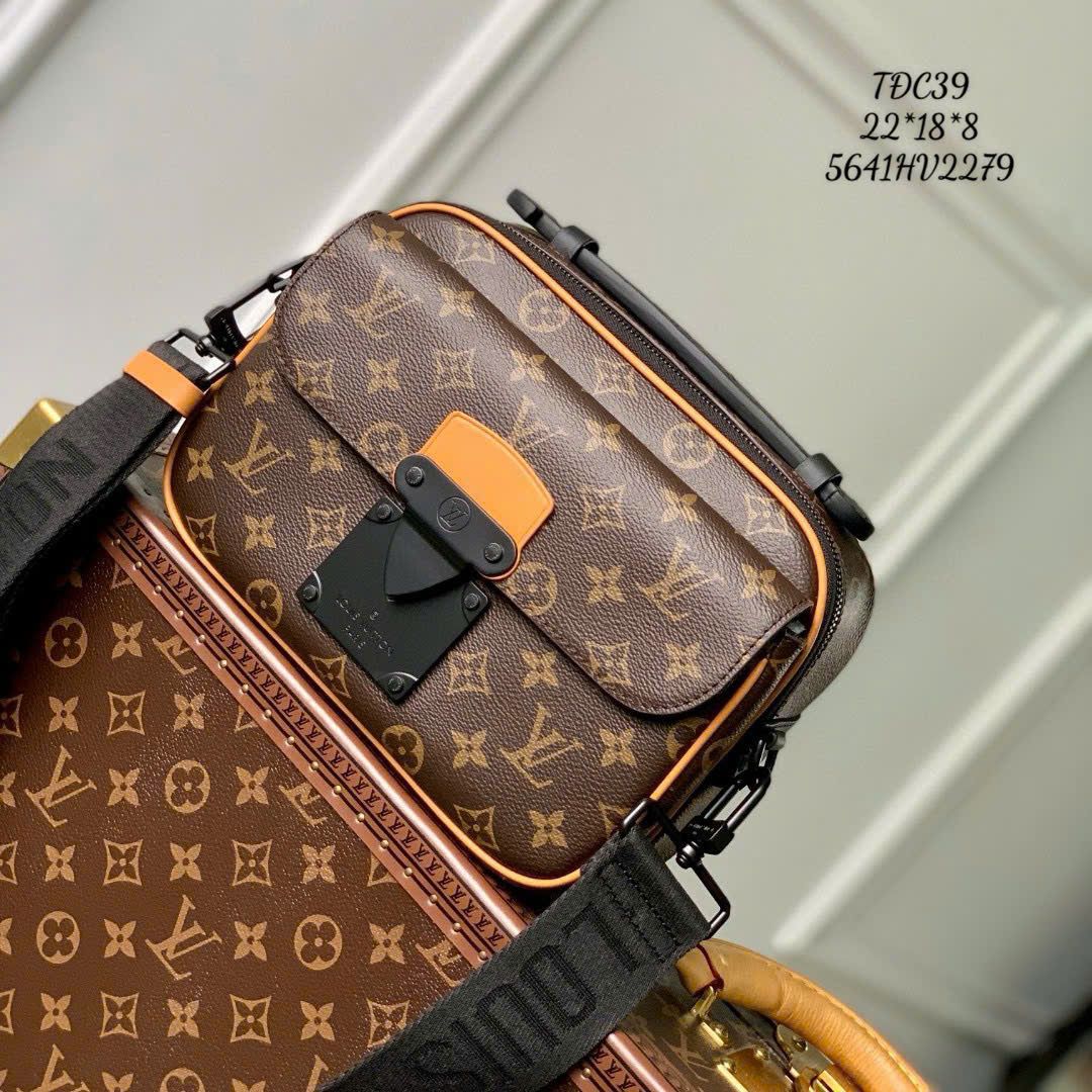 TĐC39 Túi Đeo Chéo Nam Louis Vuitton