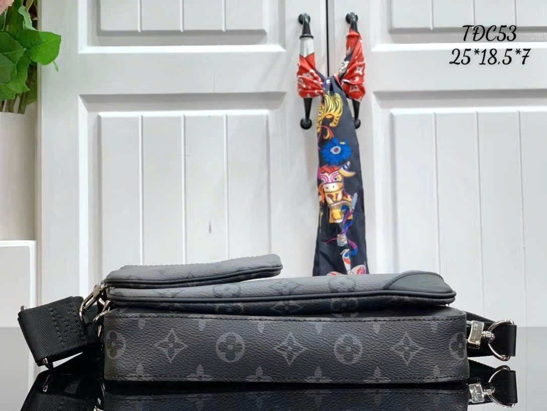 TĐC53 Túi Đeo Chéo Nam Louis Vuitton