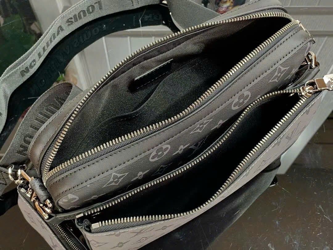 TĐC53 Túi Đeo Chéo Nam Louis Vuitton