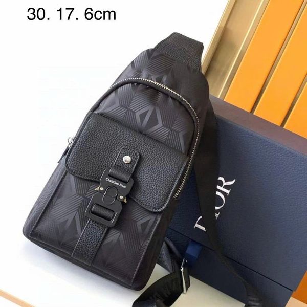 TĐC62 Túi Đeo Chéo Nam Dior