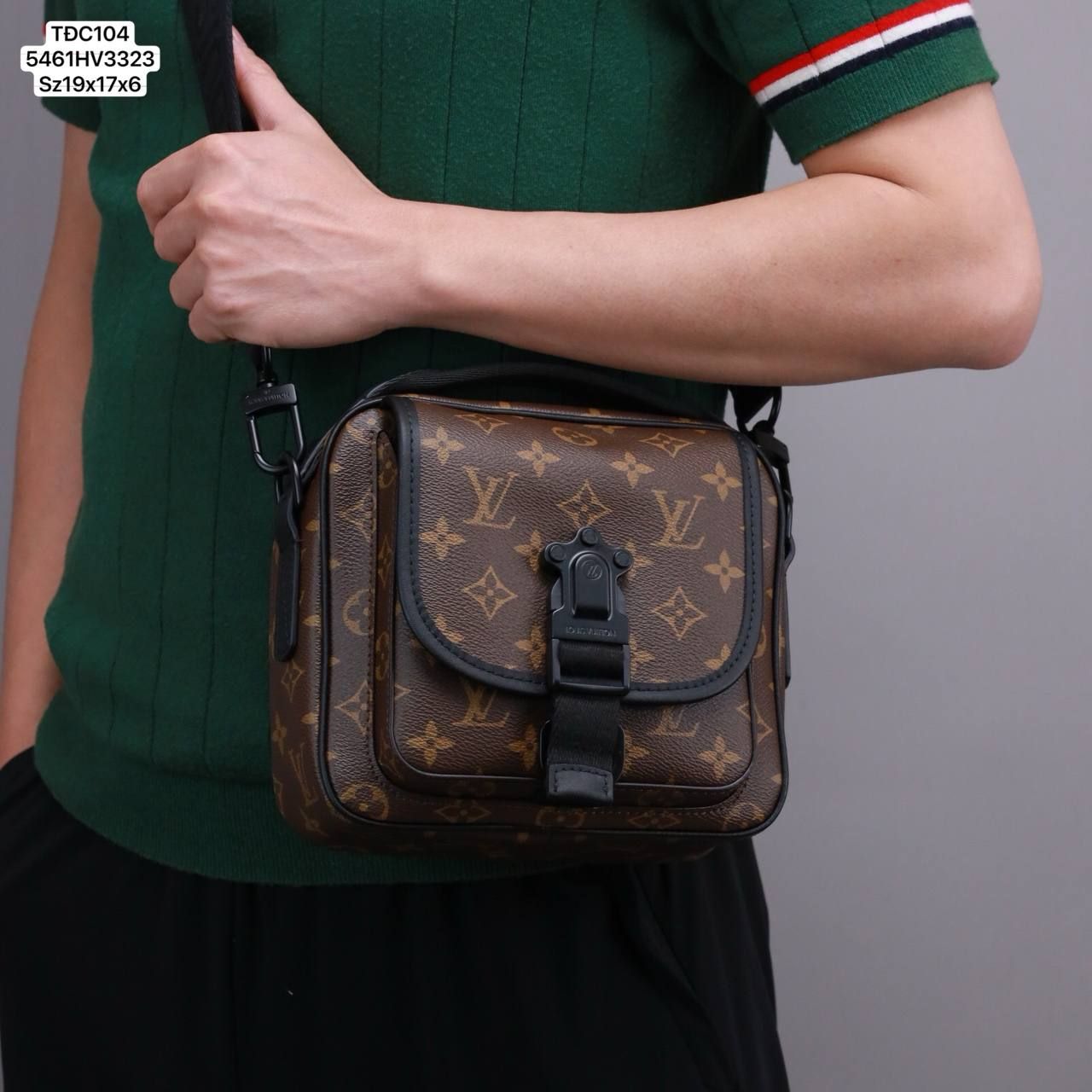 TĐC104 Túi Đeo Chéo Nam Louis Vuitton