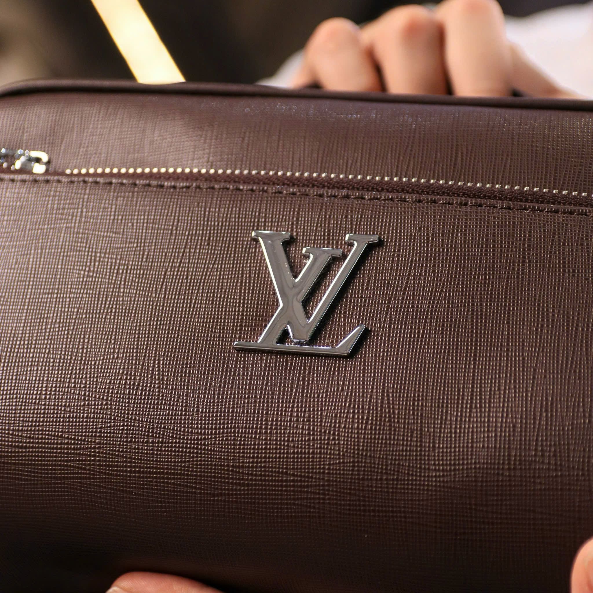 VKS50 Túi Đeo Chéo Nam Louis Vuitton