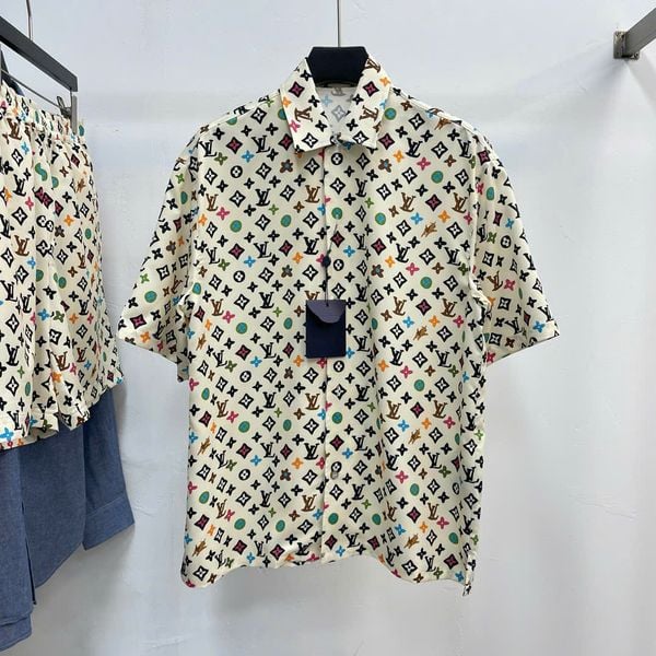 T3831 Somi Louis Vuitton - VipLIKE- 1650k sales - 650k - 1 cái size M AUT //  72 đến 89