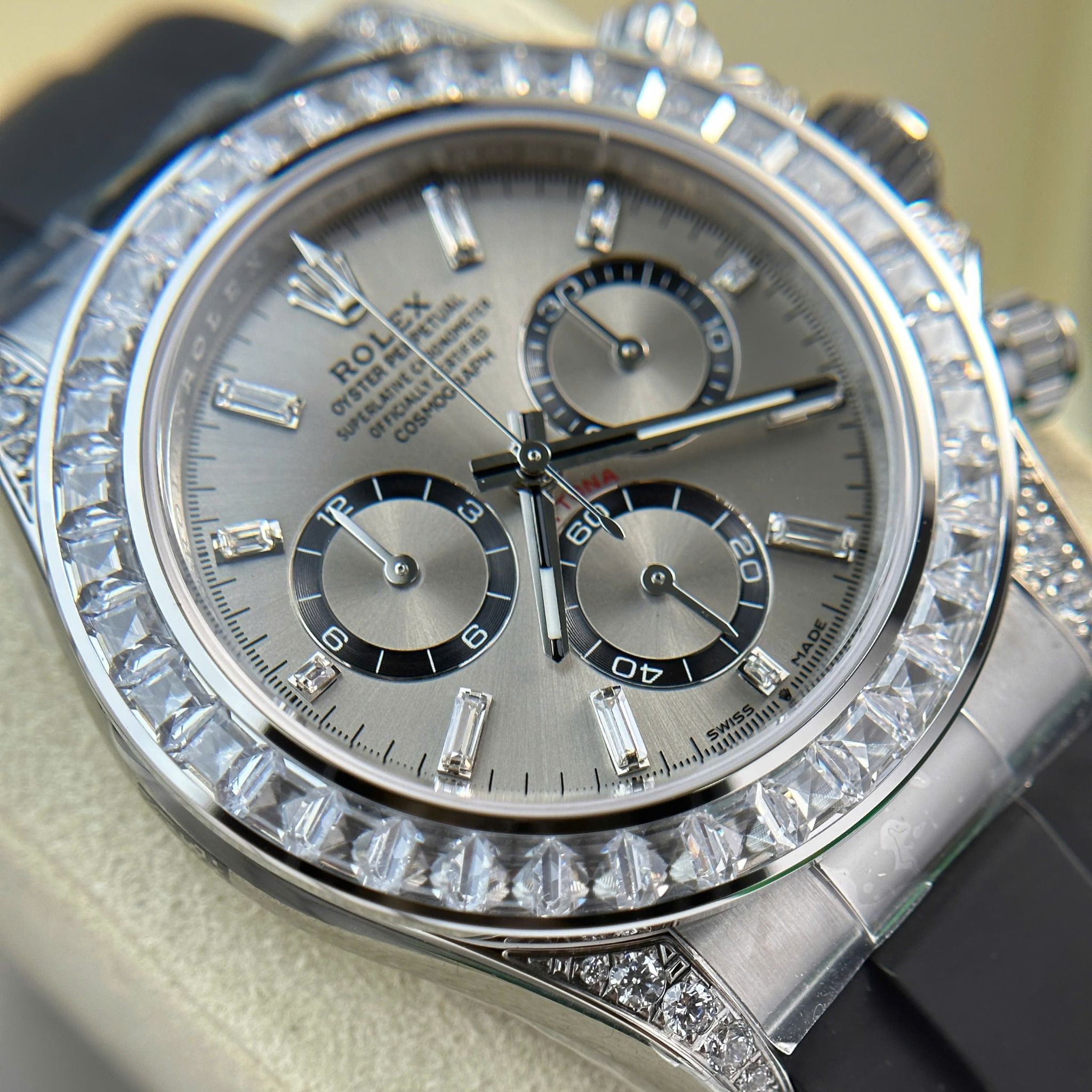 Rolex Daytona 126535TBR-0002 Mặt Số Hồng Sundust Chế Tác Đá Dây Cao Su Replica 1:1 40mm