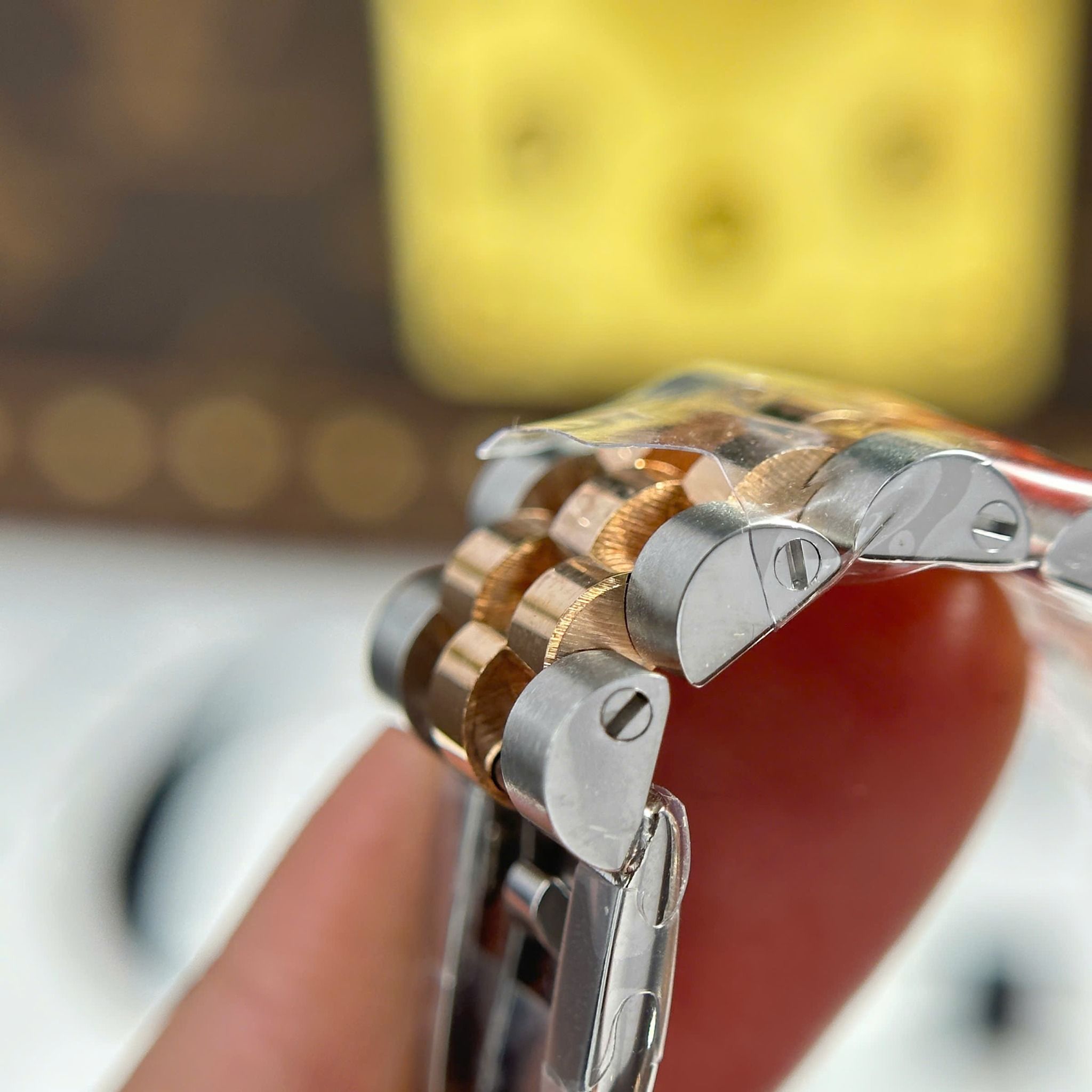 Rolex DateJust 126331 1:1 GM Factory Bọc Vàng Thật Mặt Chocolate Cọc Kim 41mm