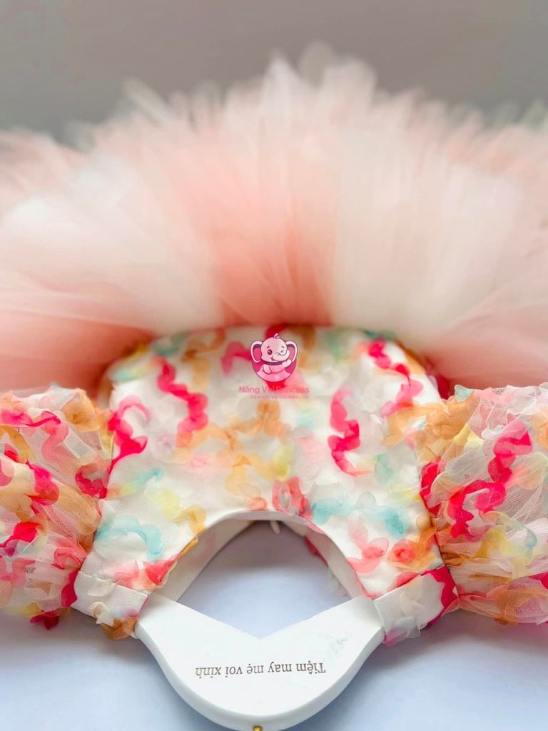 Váy công chúa cẩm tú cầu cho bé từ 7kg tới 45kg