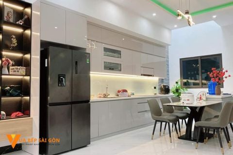 Tủ bếp nhựa đặc PVC phủ Acrylic VB04