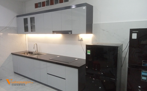 Tủ bếp nhựa đặc PVC phủ Acrylic