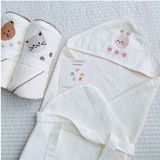 Ủ choàng Monona đón bé