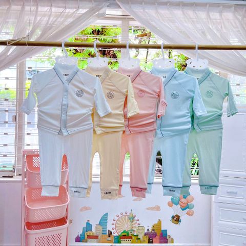 Bộ dài tay Hrnee Kimono cài giữa