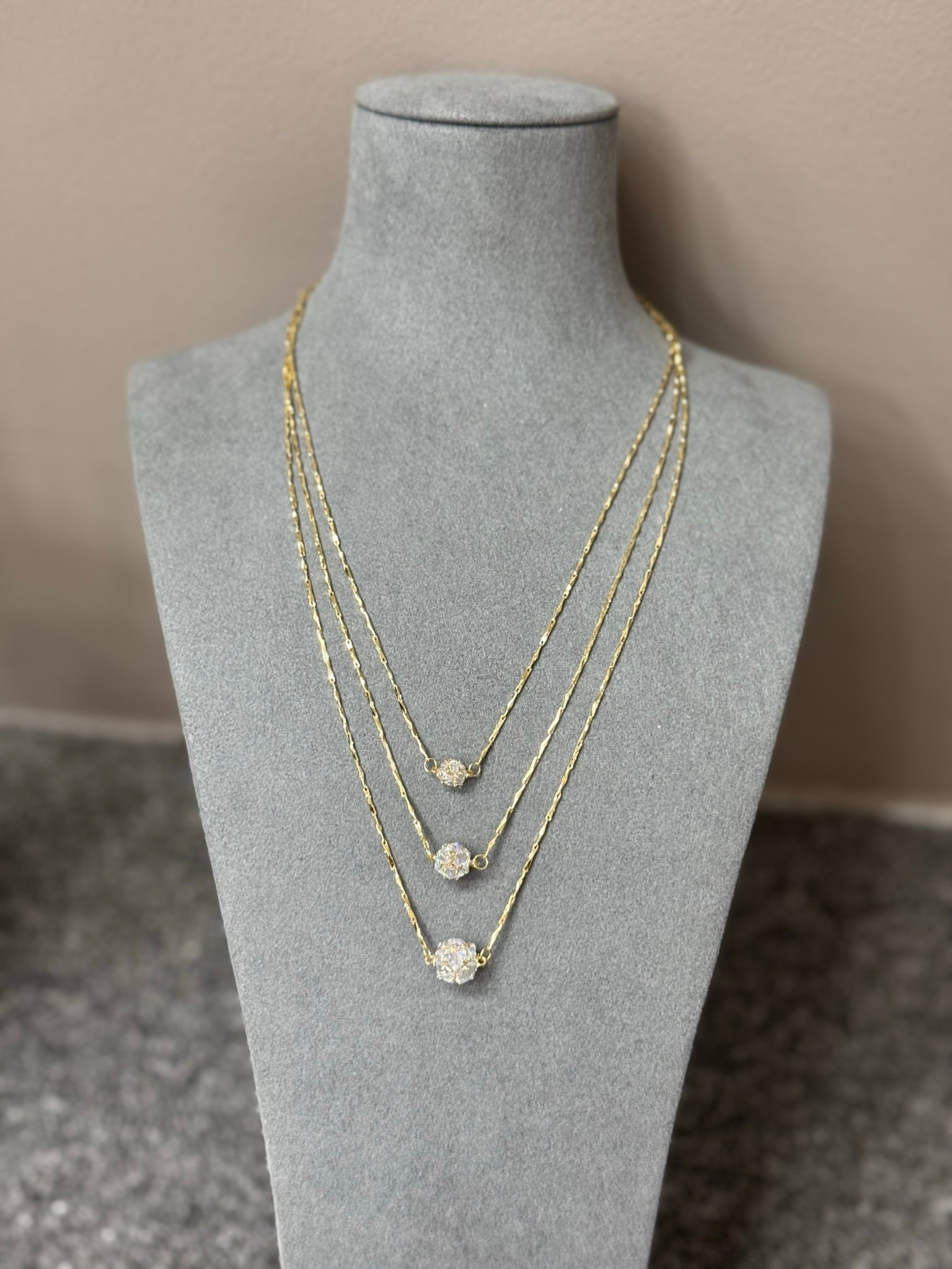 Q99 - PKH - 00911G - Gold