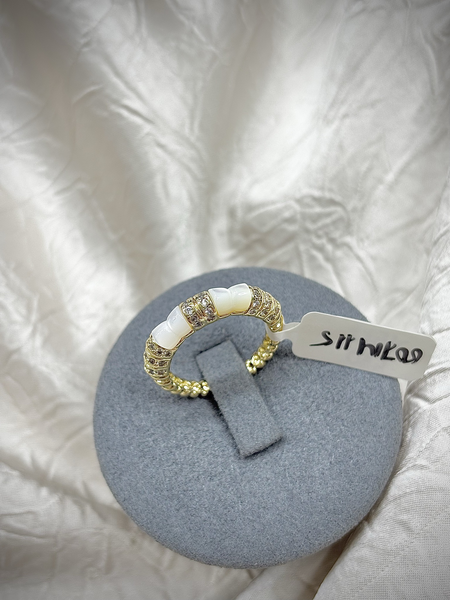 O85 - PKH - 007M115 - gold