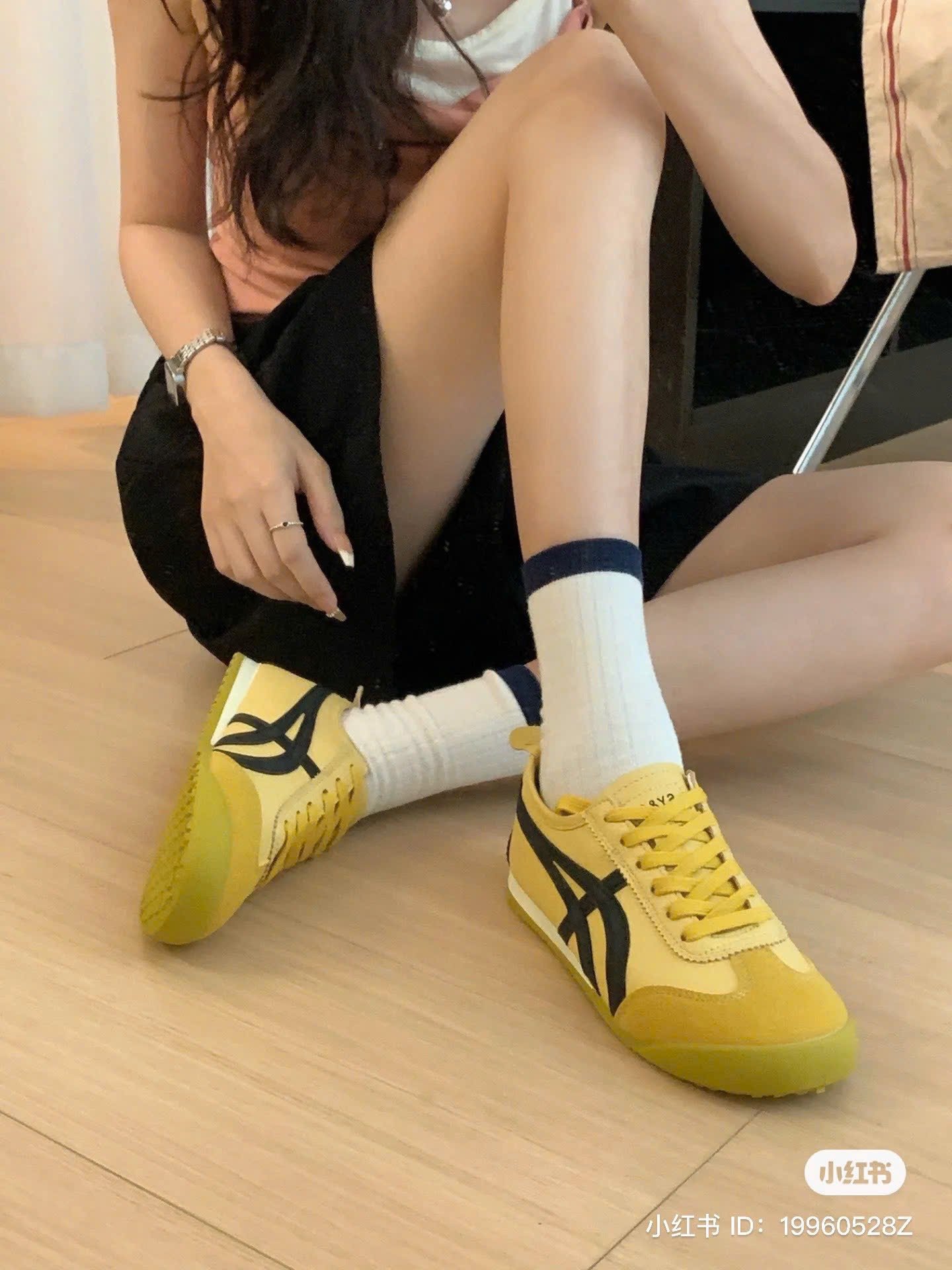 U90 - NN34 GIÀY