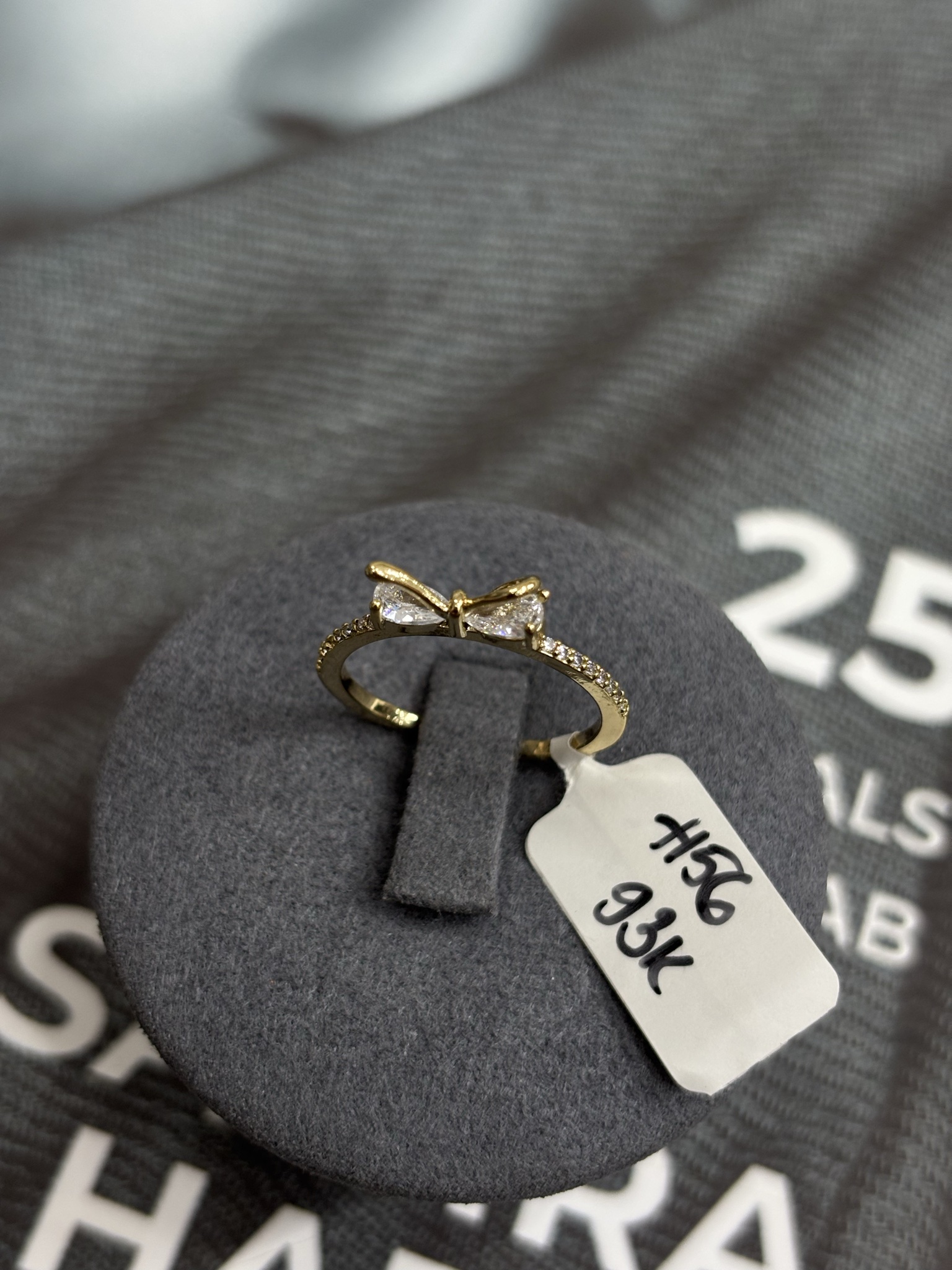H56 - PKH - 007M41 - gold