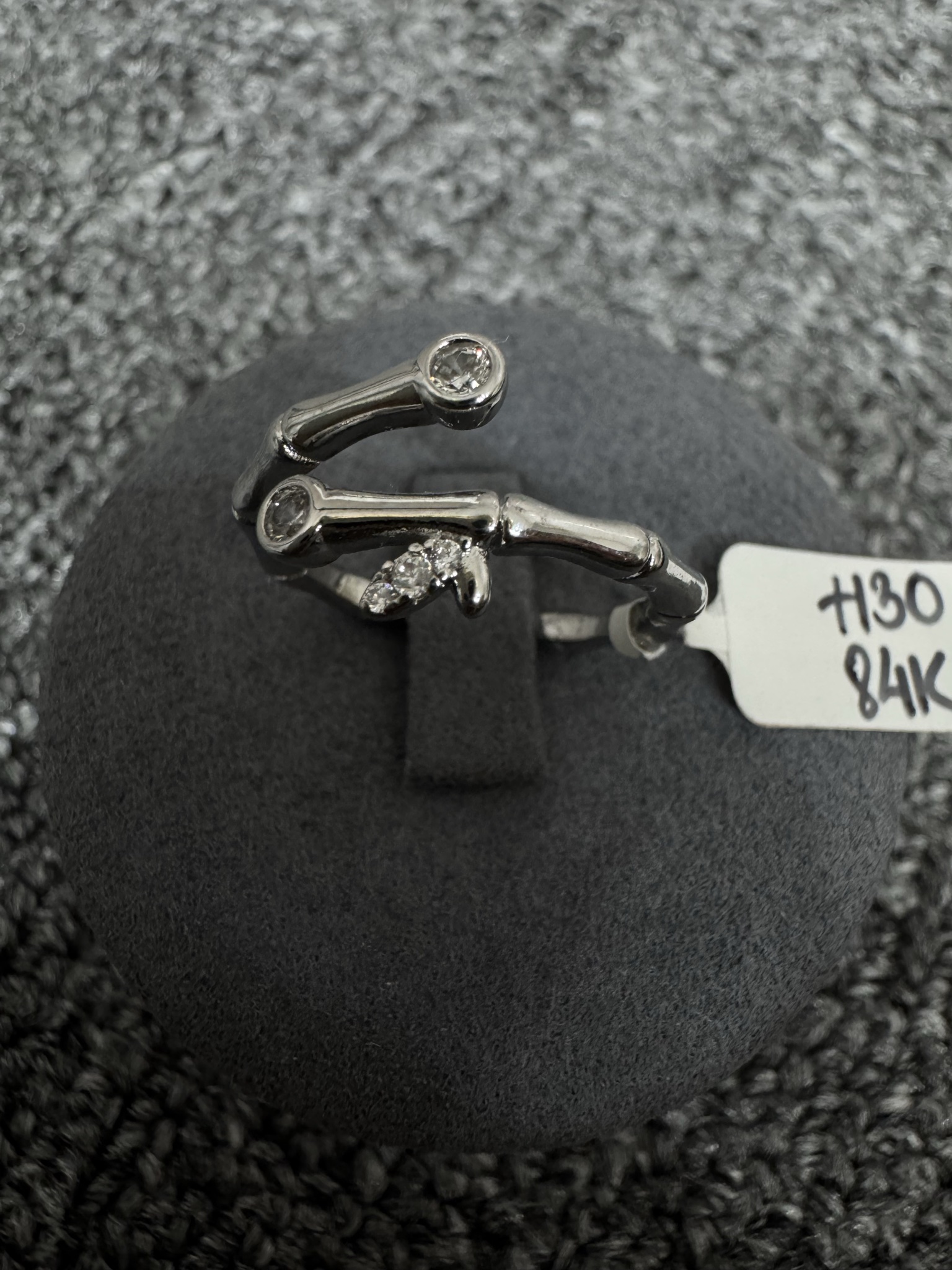 H30 - PKH - 007M28 - bạc