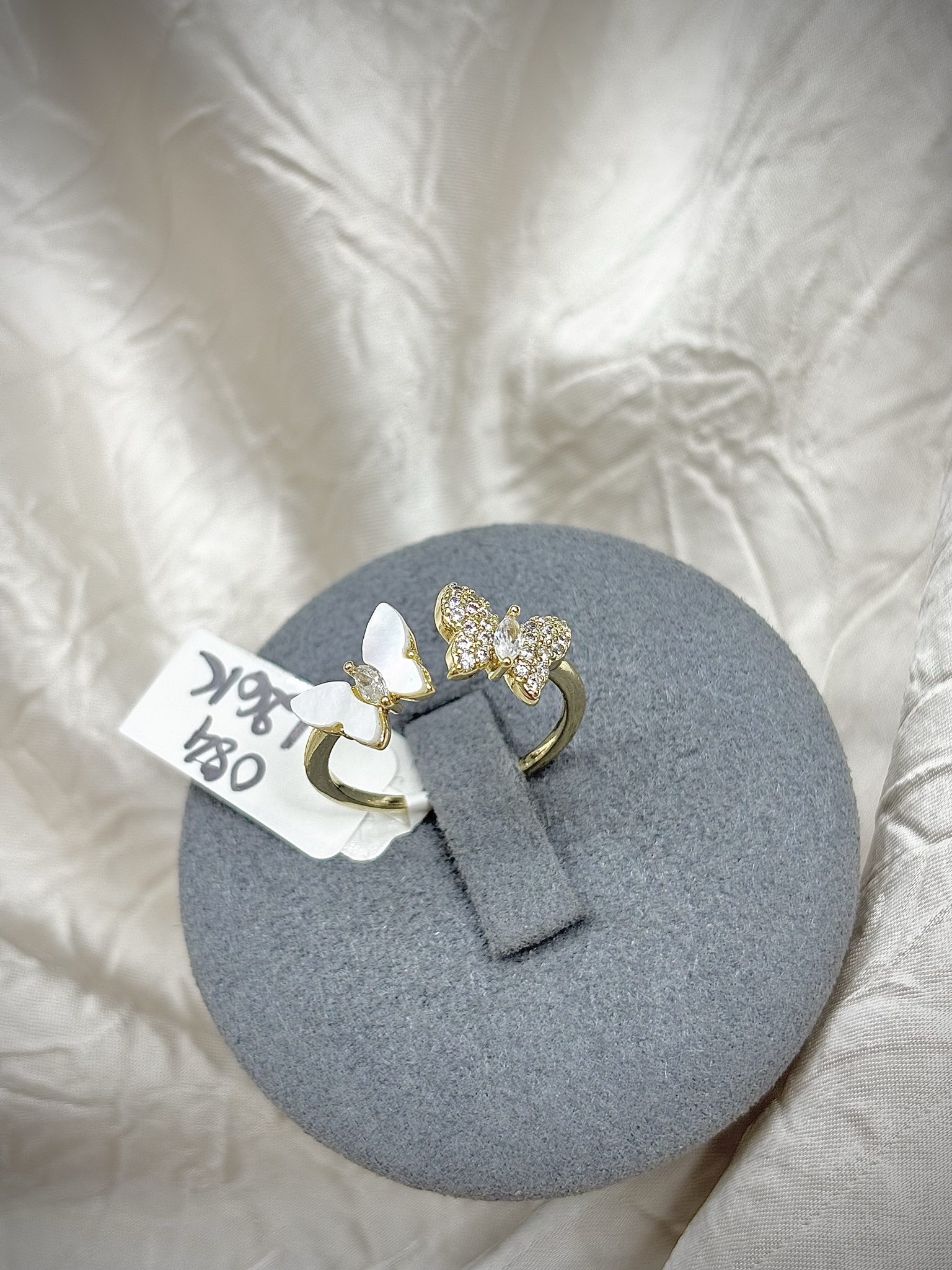 O84 - PKH - 007M91 - gold
