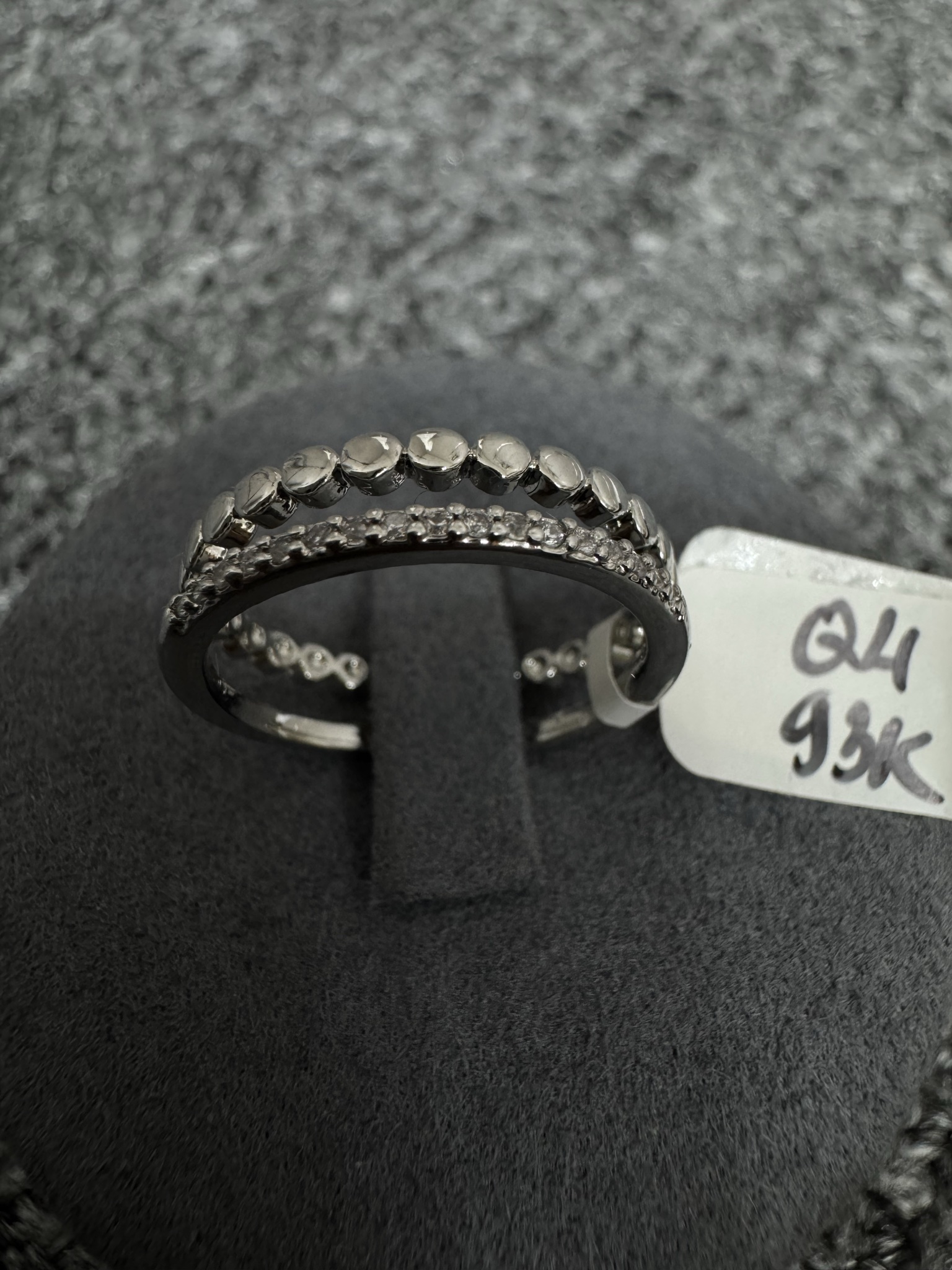 Q4 - PKH - 007M64