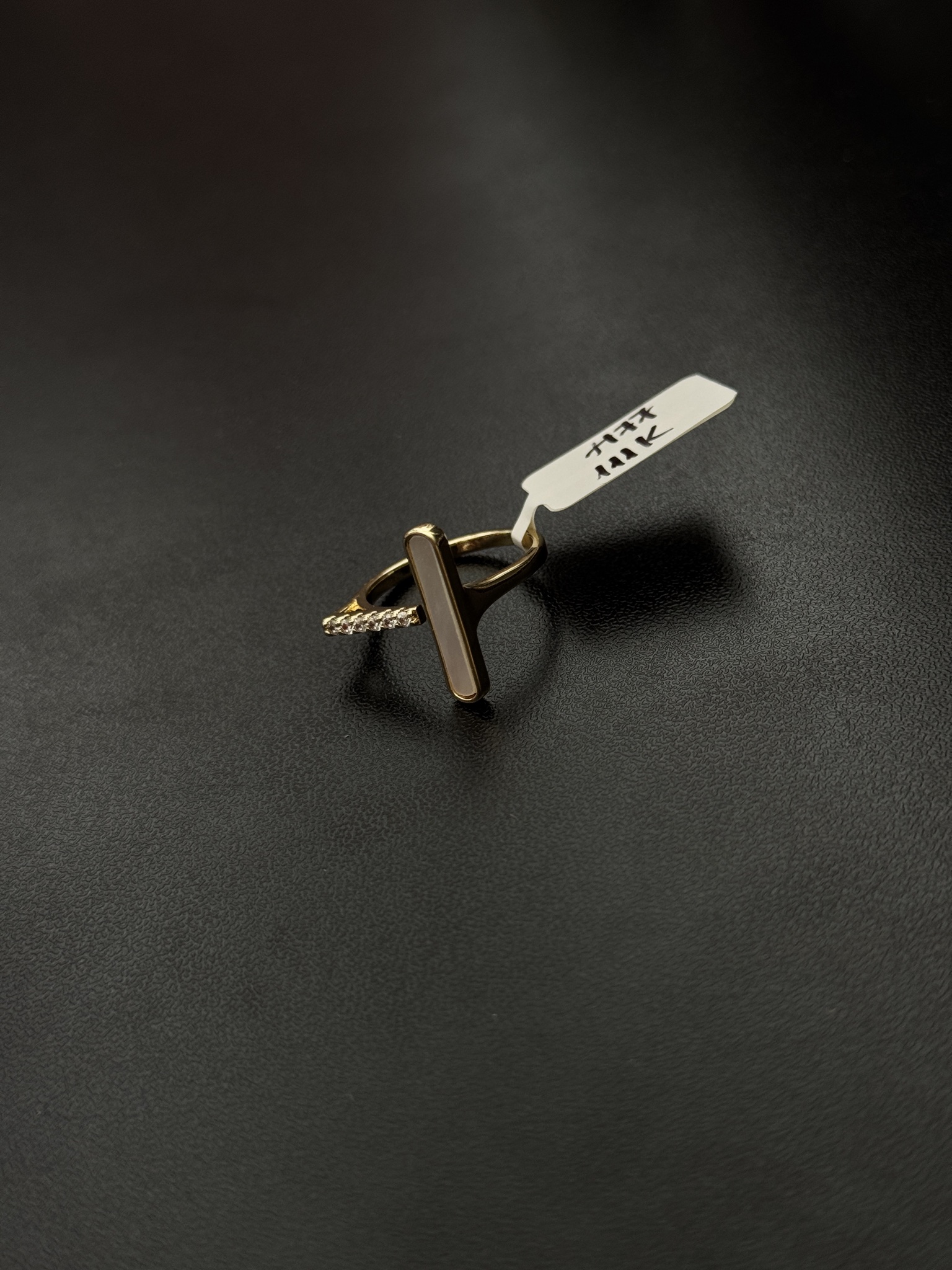 H77 - PKH - 007M128 - gold
