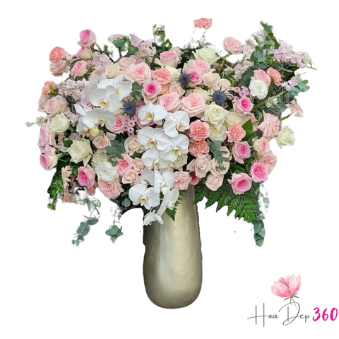 Bình Hoa Vẻ Đẹp Kiêu Sa