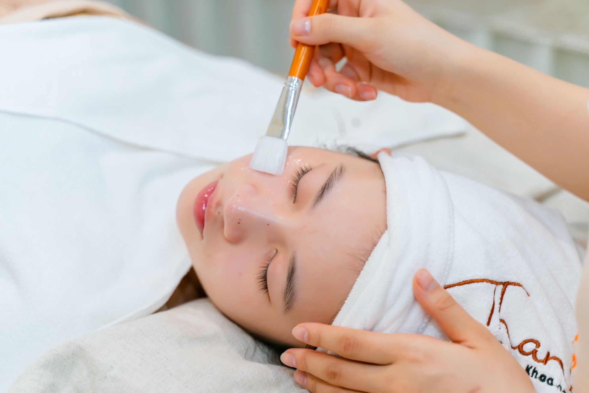  Liệu Trình Cấp Ẩm Đa Tầng HA 