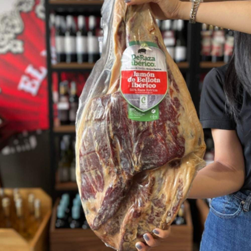 Đùi sau Iberico Bellota Deraza không xương 36 tháng KG