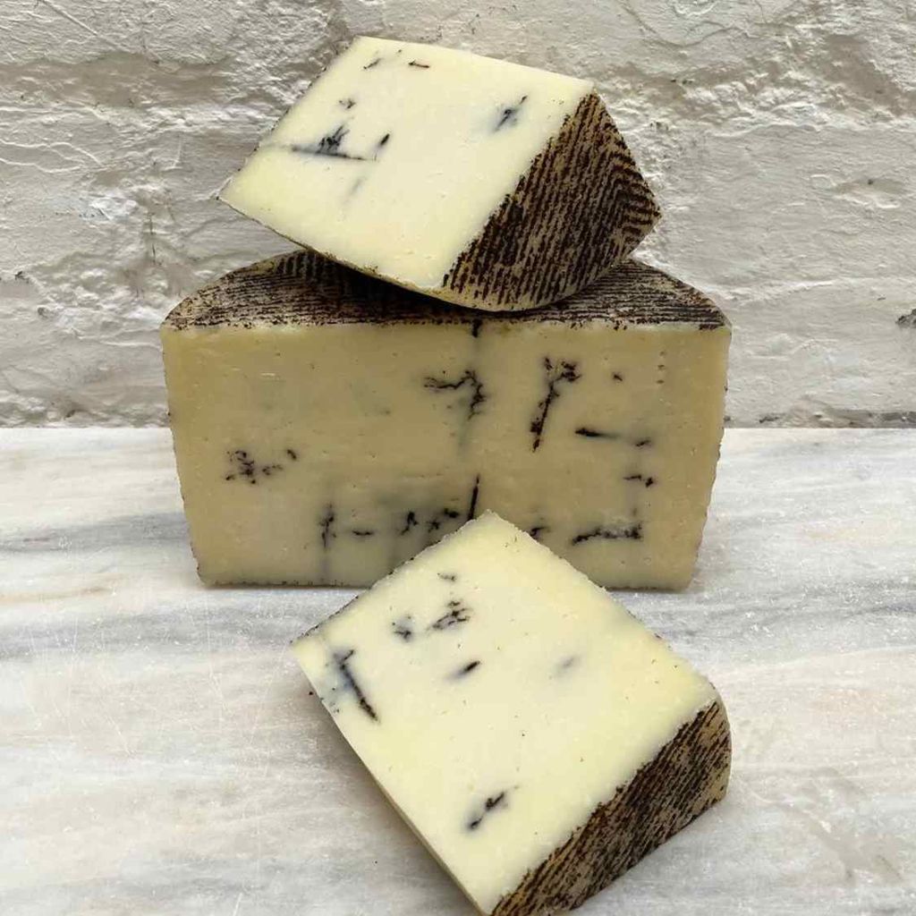 Phô mai vị nấm Truffle nguyên khối Vega Gourmet