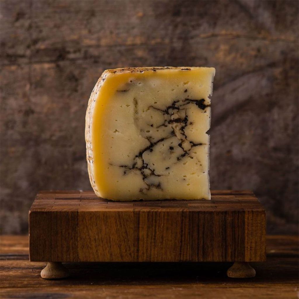 Phô mai vị nấm Truffle Vega Sotuelamos 200g