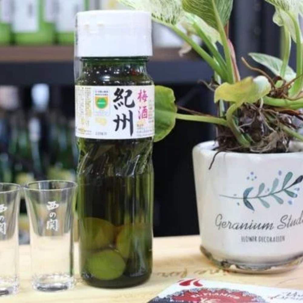 Rượu mơ Nhật Bản Nakano Miiri có quả 720ml 14%