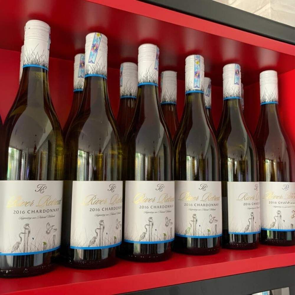 Rượu vang trắng Úc River Retreat Chardonnay 13% New South Wales 2024
