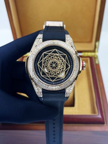  Đồng Hồ Đeo Tay Hanboro HBR8889BK 