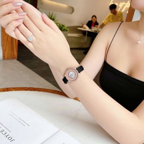  Đồng Hồ Đeo Tay Nữ San Moritz SM8882BK Mặt Đính Đá Thời Trang 