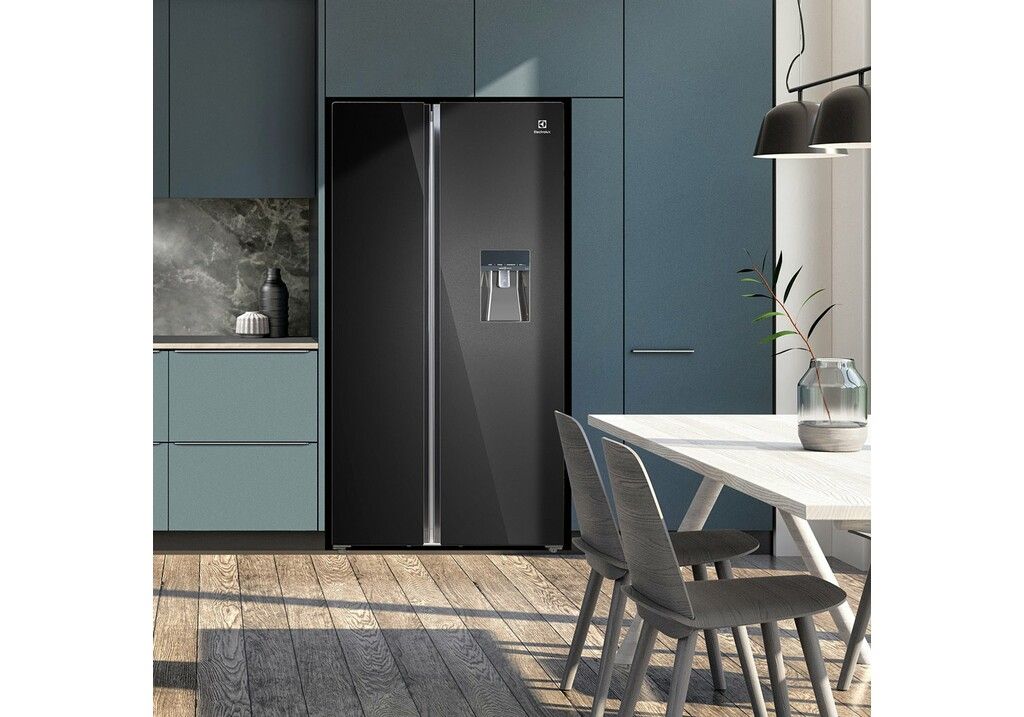 Tủ lạnh SBS Electrolux Inverter 619L ESE6645A-BVN