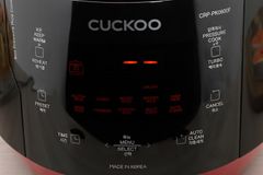 Nồi cơm điện tử áp suất Cuckoo 1.08 lít CRP-PK0600F/BKRDVN