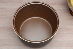 Nồi cơm nắp gài BlueStone 1.2 lít RCB-5512